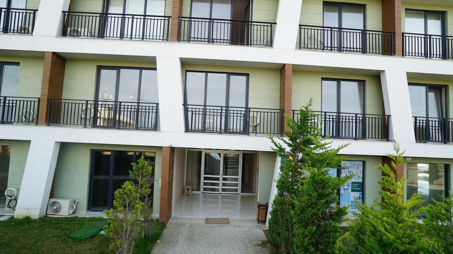 Yurt Dışındayken Evi Kiraya Vermek: Uzaktan Yönetim ve İzleme